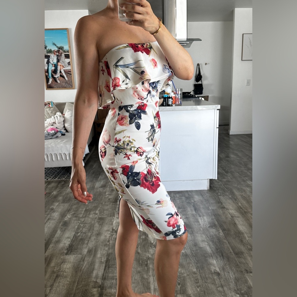 Floral Strapless Dresss